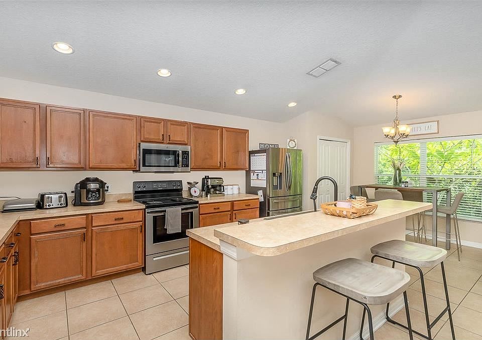 1st image of 2313 Deer Creek Blvd