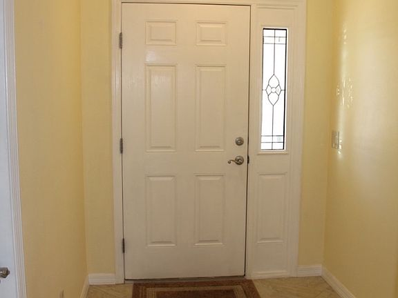 3rd image of 2271 Vassar Ln