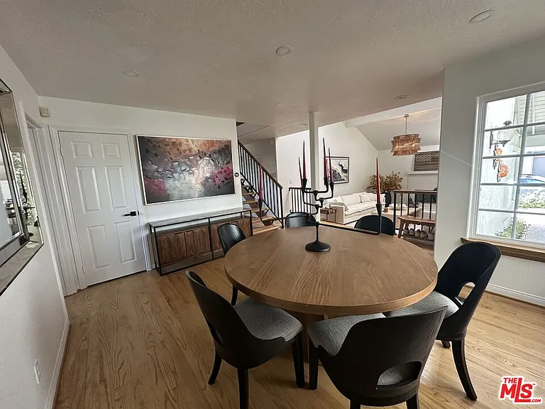 2846 Angelo Dr — Photo 6