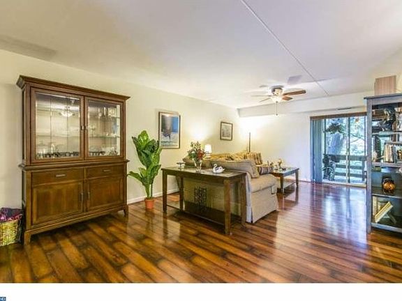 2nd image of 275 Shawmont Ave APT F