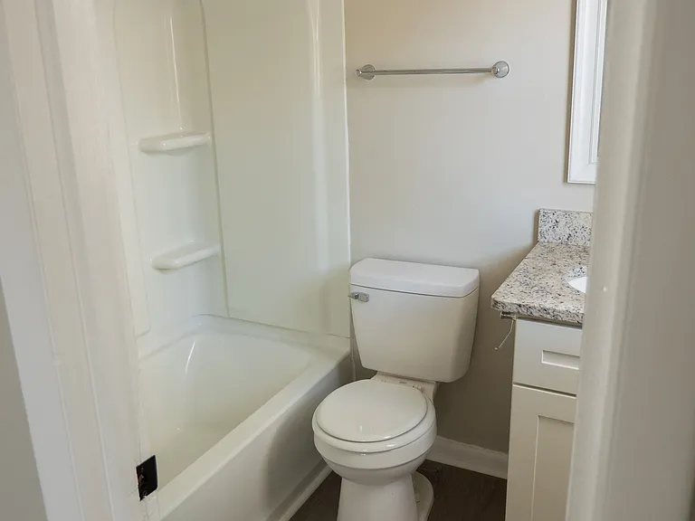 1250 Little Bay Ave #5 — Photo 12