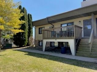 S8170 Kassner Rd #27, Merrimac, WI 53561