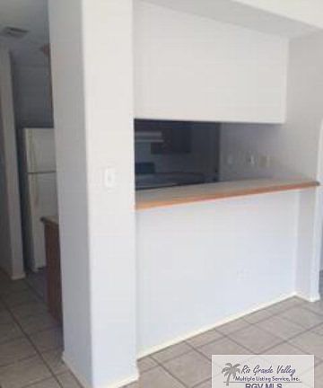 4th image of 3134 Aberdeen Dr