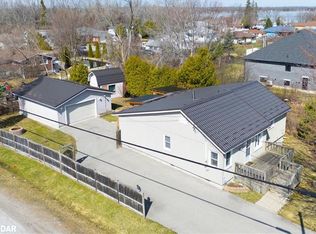 816 Elmwood St, Georgina, ON L4P3E9