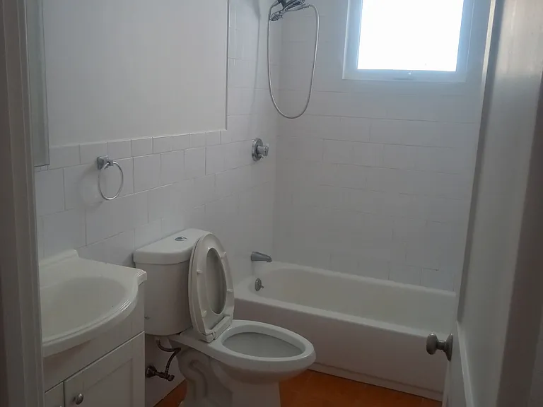 411 Shirley St #2 — Photo 10