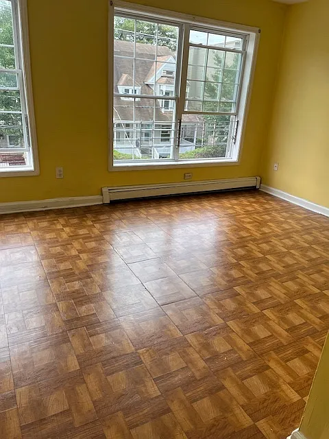 3 bed, $2,320 — Photo 3