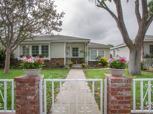 17822 Hartland St, Reseda, CA 91335