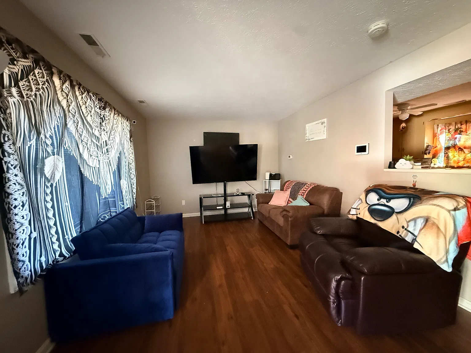 401 W Cadbury Dr — Photo 4