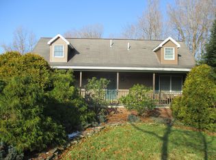 4450 Hill Rd, Dresden, OH 43821