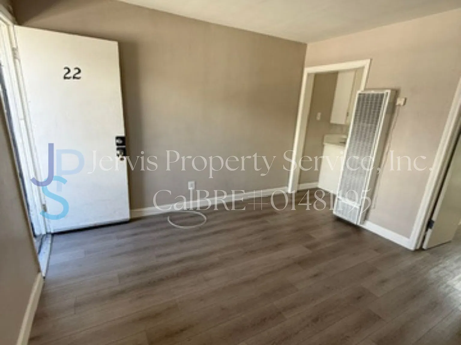 Studio, $1,400 — Photo 4