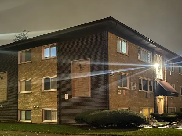 8504 45th Pl APT 2B, Lyons, IL 60534