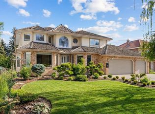 119 W Pumpmeadow Pl SW, Calgary, AB T2V5C9