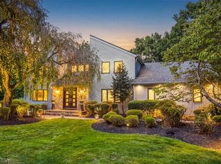 2 Sweet Briar Ct, Montgomery Twp., NJ 08502