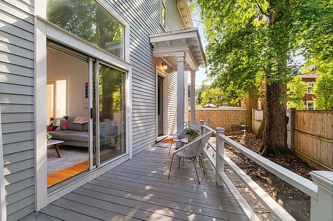 22 Bigelow St #1C — Photo 3