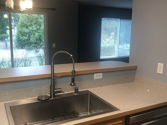 5th image of 1640 SW Mulberry Pl APT C102