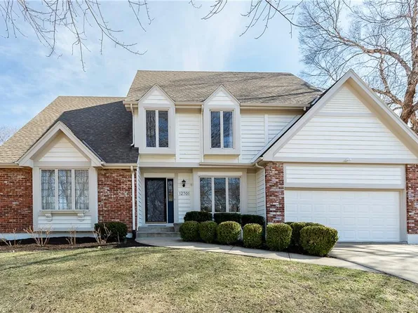 12701 Granada Rd, Leawood, KS 66209