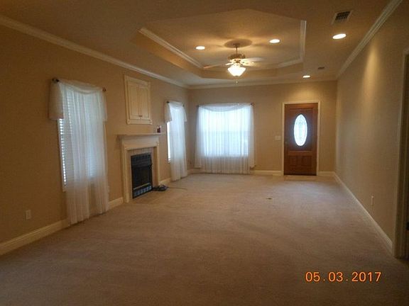 2nd image of 2604 Woodstock Dr