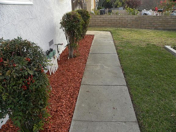 Front of house landscape