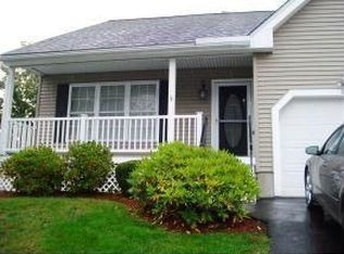 28 McGettigan Rd, Milford, NH 03055