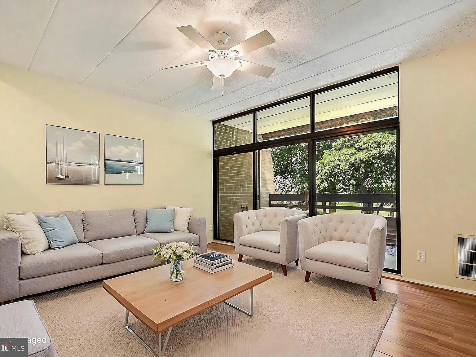 2 bed, 2.0 bath, 1170 sqft, $2,500 — Photo 3