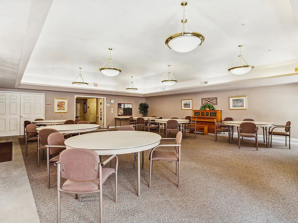 1st image of 3150 Harrison St APT 320
