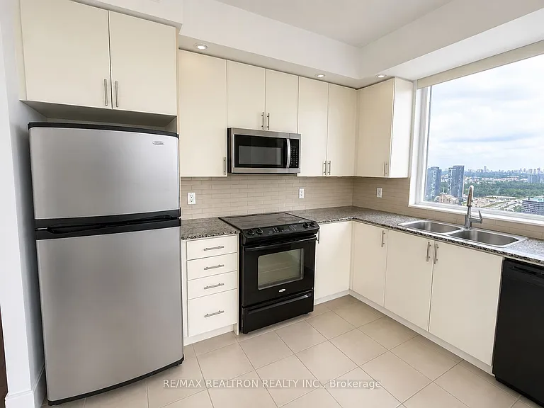 181 Wynford Dr #2907 — Photo 6