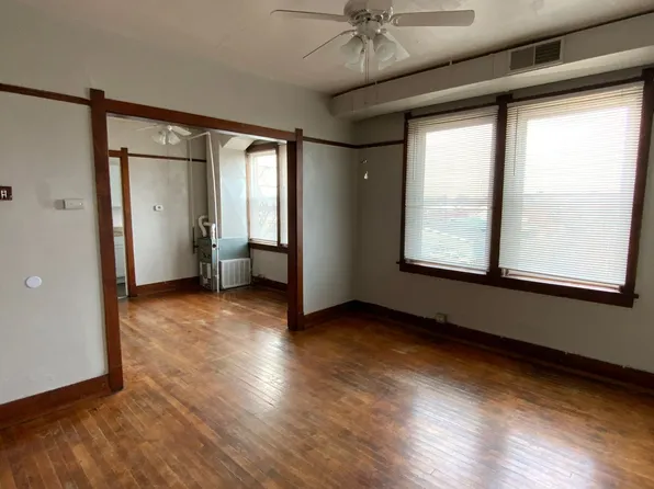 Crown Apartments in Marshalltown IA