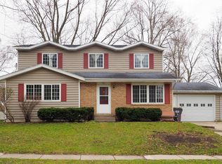 7111 Rockford St, Portage, MI 49024