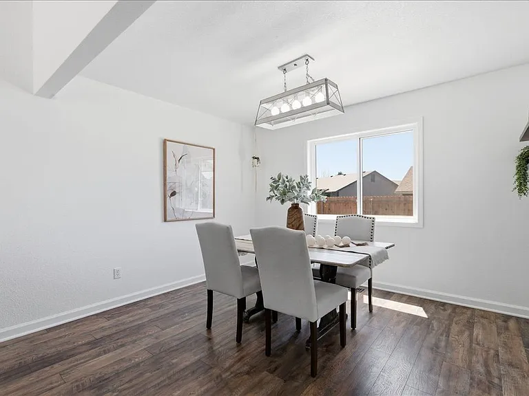 4426 S Tinker Ave — Photo 12