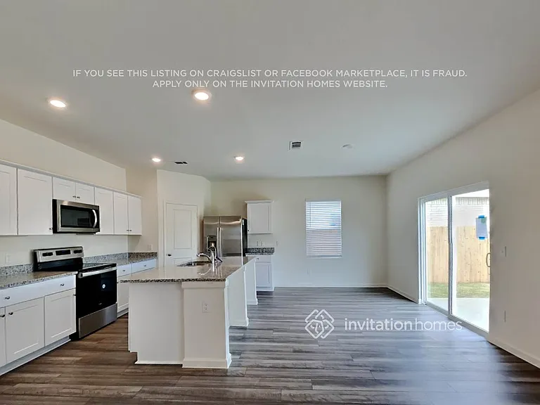 13515 Kinsman Rd — Photo 8