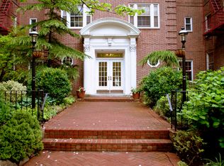117-01 Metropolitan Ave #C2F, Jamaica, NY 11418