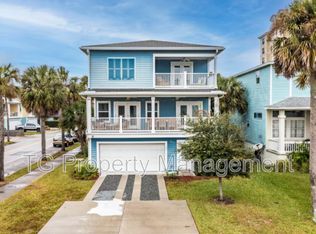 137 6th Ave S, Jacksonville Beach, FL 32250