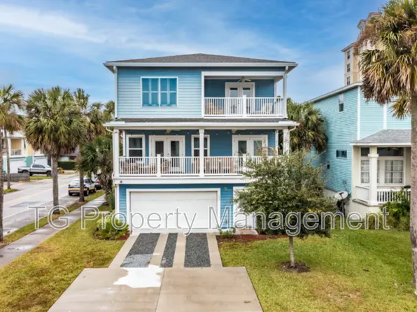 137 6th Ave S, Jacksonville Beach, FL 32250