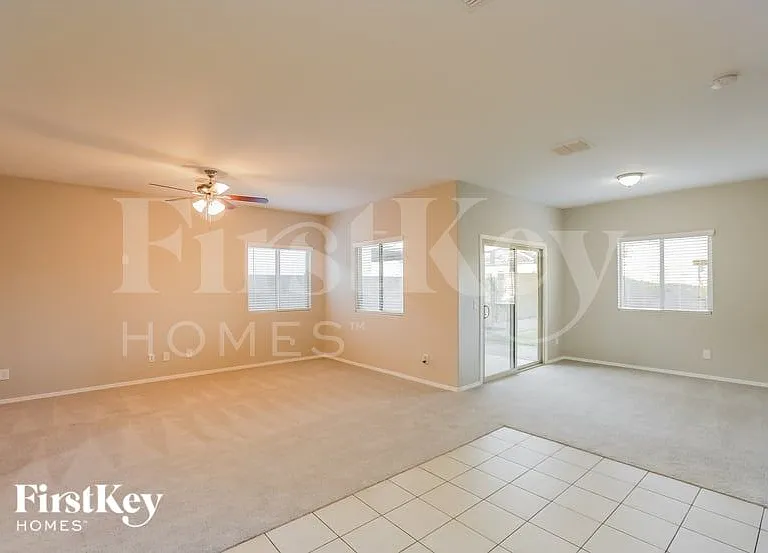 4085 W Coles Rd — Photo 5