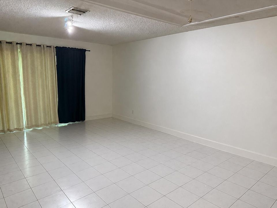 2nd image of 12272 NW 36th Place