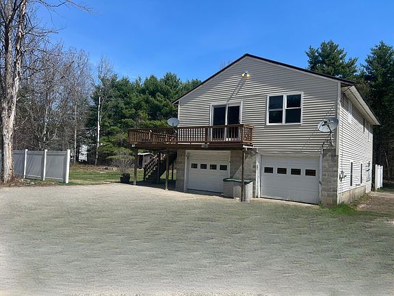 2nd image of 14 Mountain View Avenue
