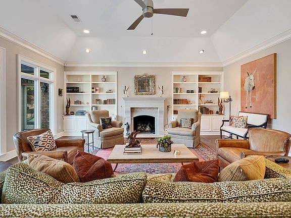 5th image of 2370 Johnson Rd