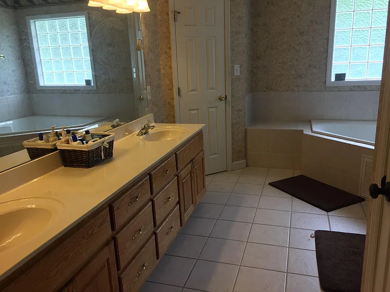7675 Spurge Dr — Photo 9