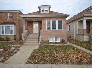 5946 W Warwick Ave, Chicago, IL 60634