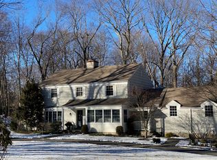 57 Ramhorne Rd, New Canaan, CT 06840