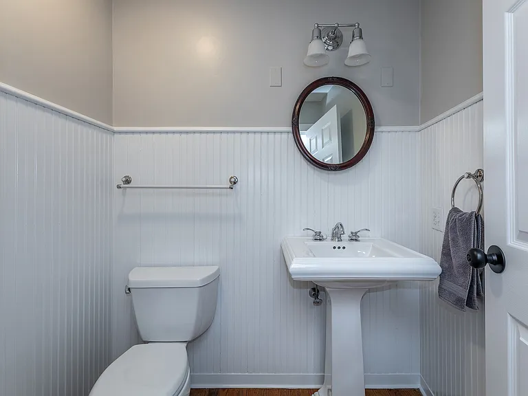 2 Emerson Ct — Photo 22