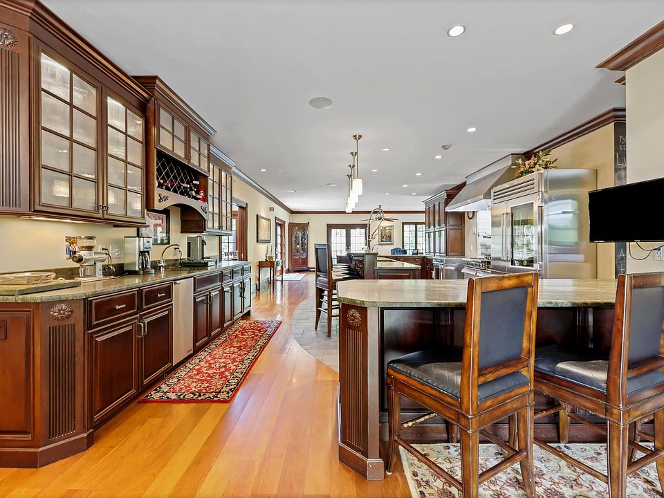 19th image of 1511 Carroll Ln