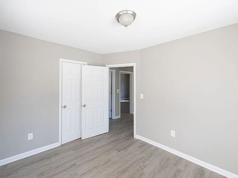 4715 Green Glen Ln — Photo 18