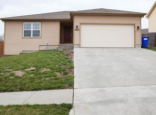 2628 Sandpiper Rd, Junction City, KS 66441