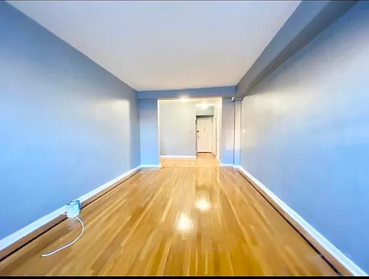 Rented by EastMount Realty LLC | media 3