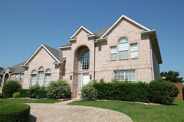 1st image of 3413 High Vista Dr