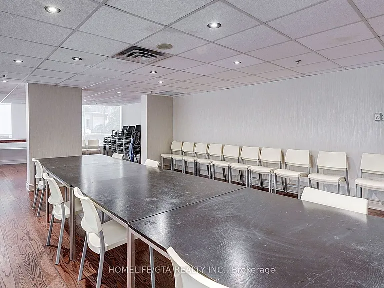 650 Queens Quay W #602 — Photo 14