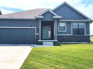 20533 D St, Elkhorn, NE 68022