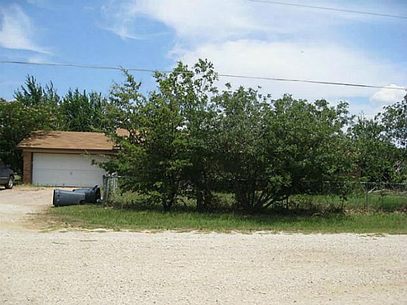 5th image of 915 Germaine St