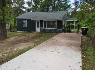 114 Rupe St, Spring Lake, NC 28390